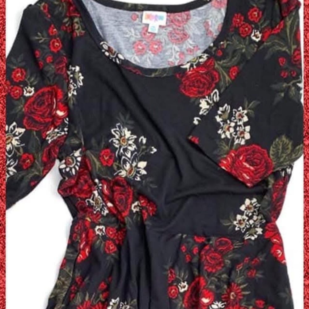 GORGEOUS LuLaRoe Nicole NWT POCKETS Size MEDUIM